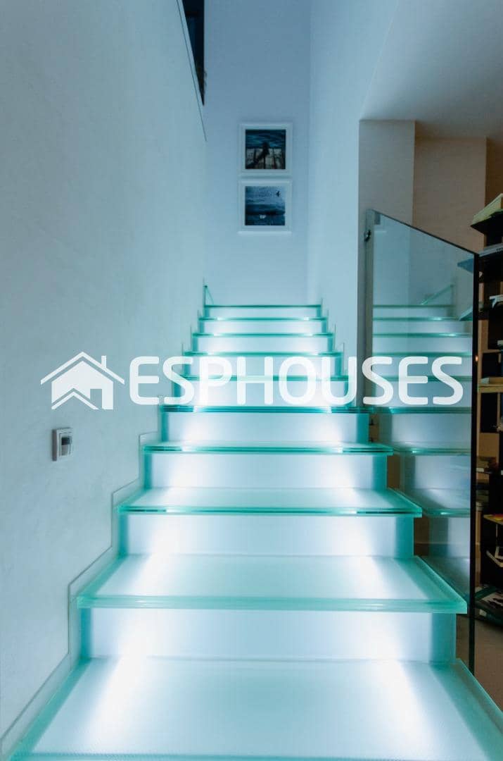 4 bedroom Villa for sale in Orihuela Costa with pool garage - € 1,195,000 (Ref: 9955340)