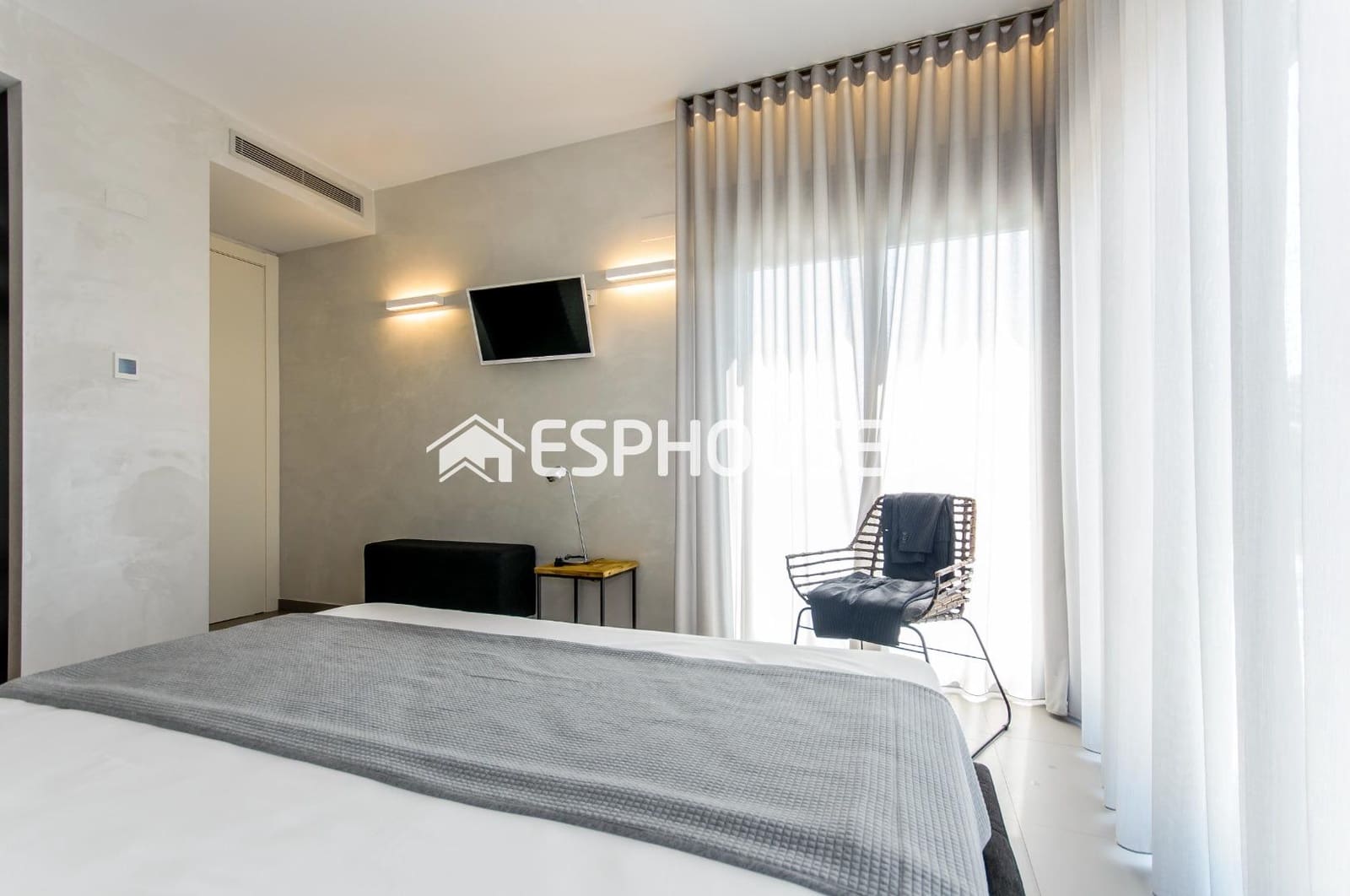 3 bedroom Villa for sale in Orihuela Costa with pool garage - € 1,195,000 (Ref: 9955344)