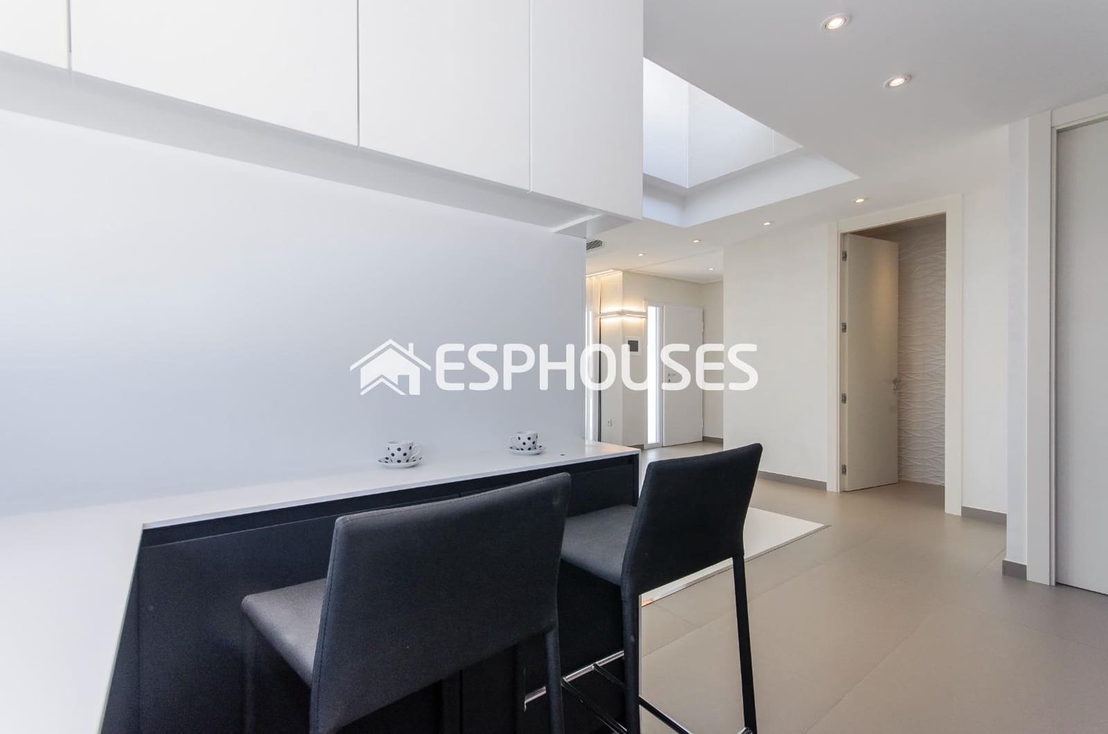 3 bedroom Villa for sale in Orihuela Costa with pool garage - € 1,195,000 (Ref: 9955344)