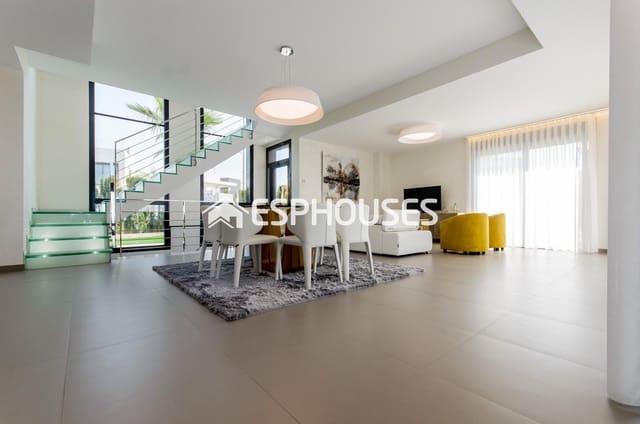 3 quarto Moradia para venda em Campoamor, Orihuela com piscina garagem - 1 195 000 € (Ref: 9955344)