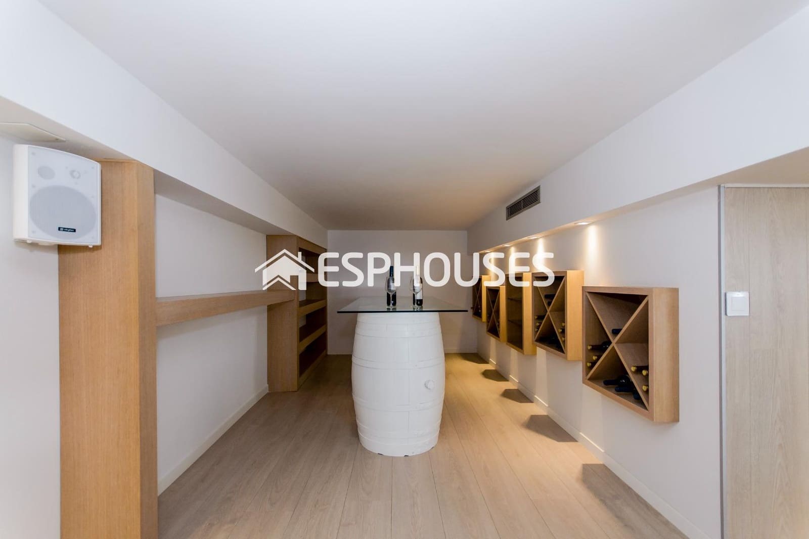 3 bedroom Villa for sale in Orihuela Costa with pool garage - € 1,195,000 (Ref: 9955344)