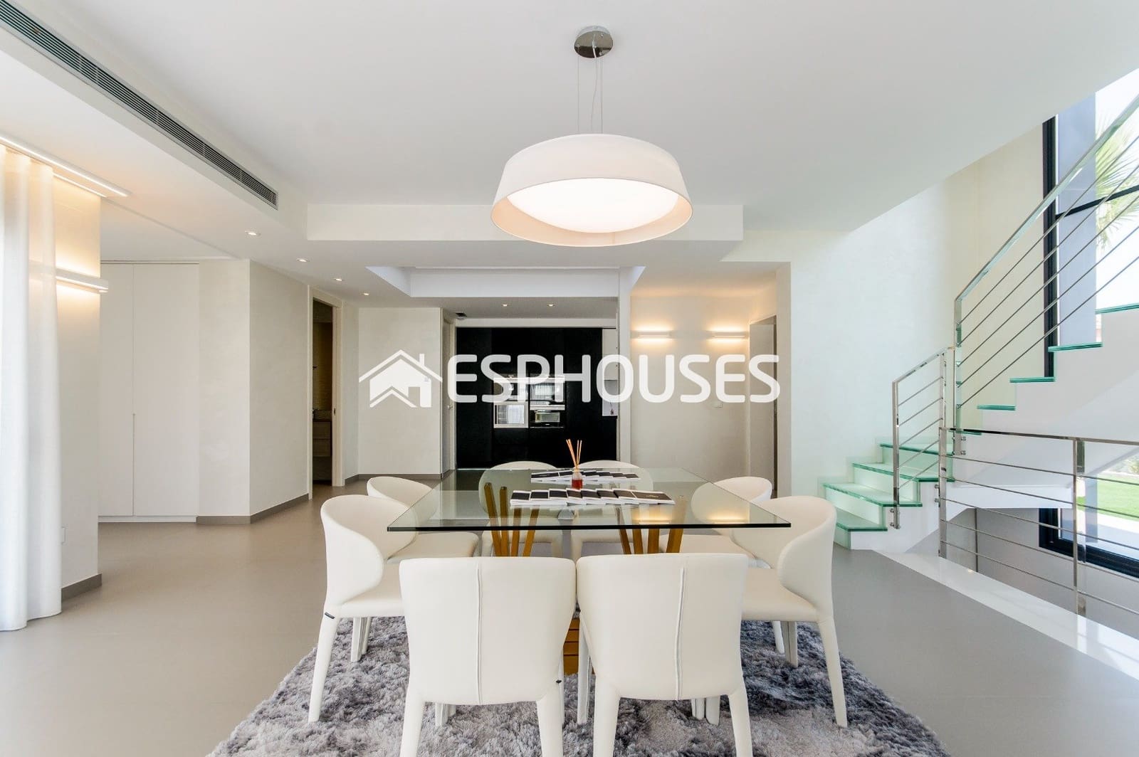 3 bedroom Villa for sale in Orihuela Costa with pool - € 1,195,000 (Ref: 9955344)