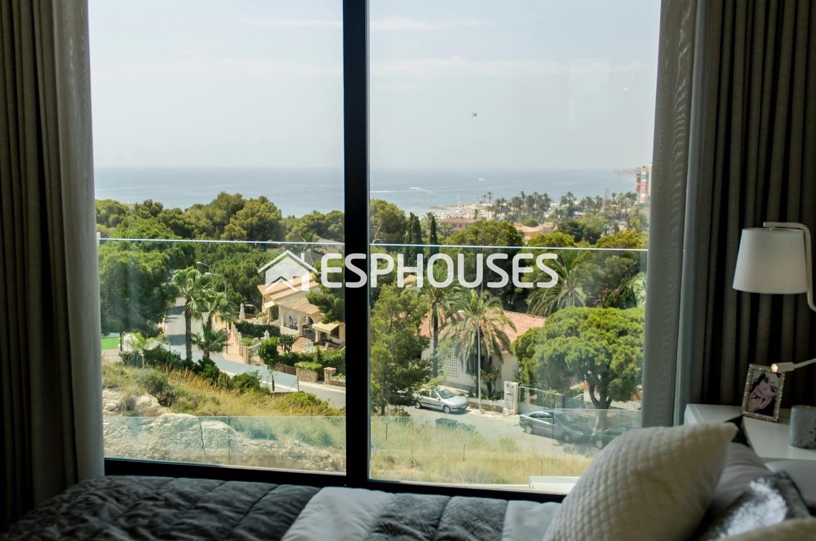 3 bedroom Villa for sale in Orihuela Costa with pool - € 1,195,000 (Ref: 9955344)