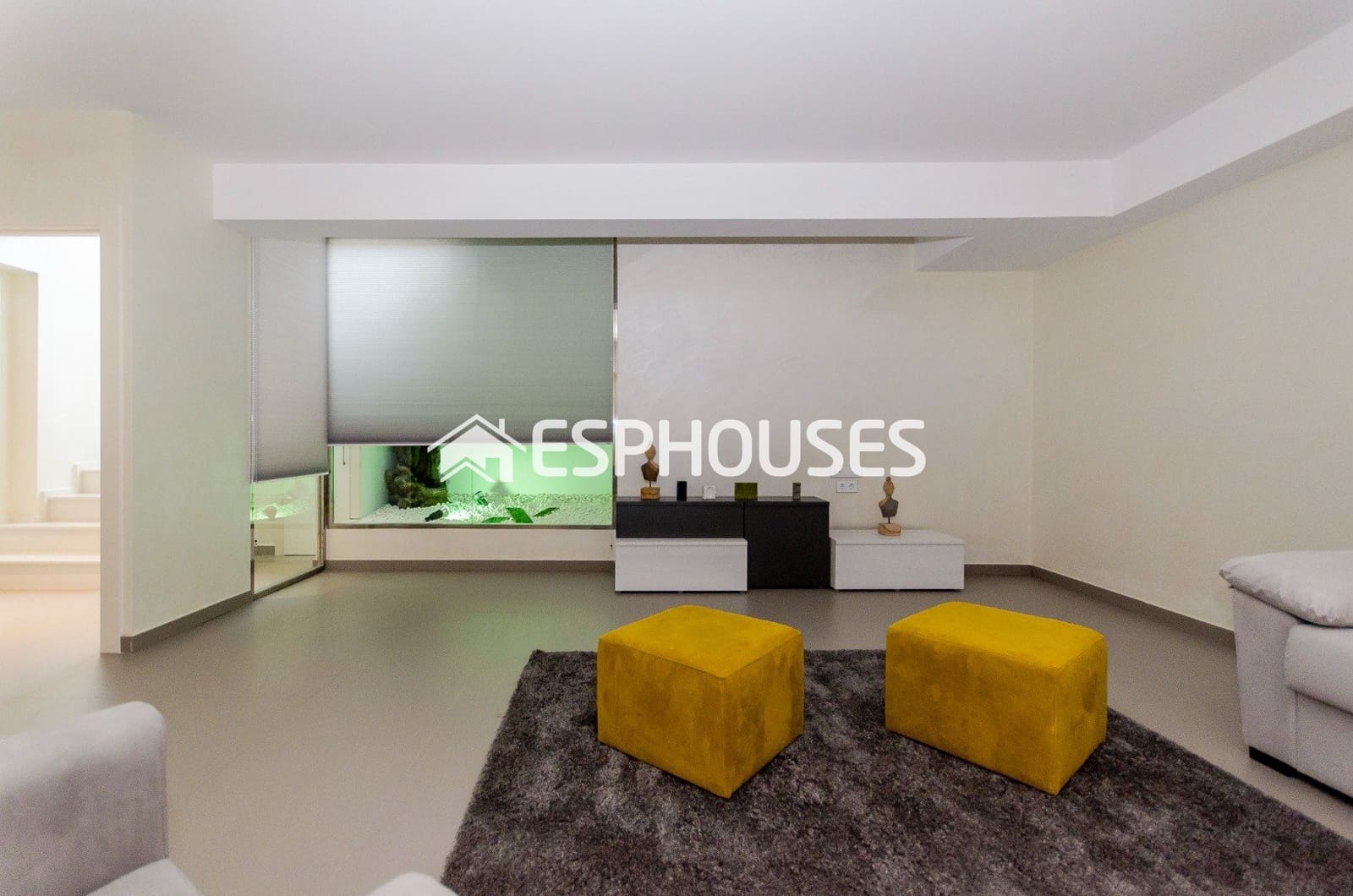 3 bedroom Villa for sale in Orihuela Costa with pool - € 1,195,000 (Ref: 9955344)
