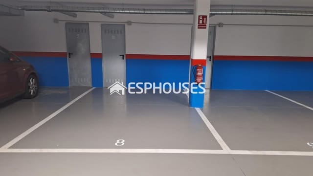 Garasje til salgs i Florida Baja, Alicante by - € 25 000 (Ref: 9958163)