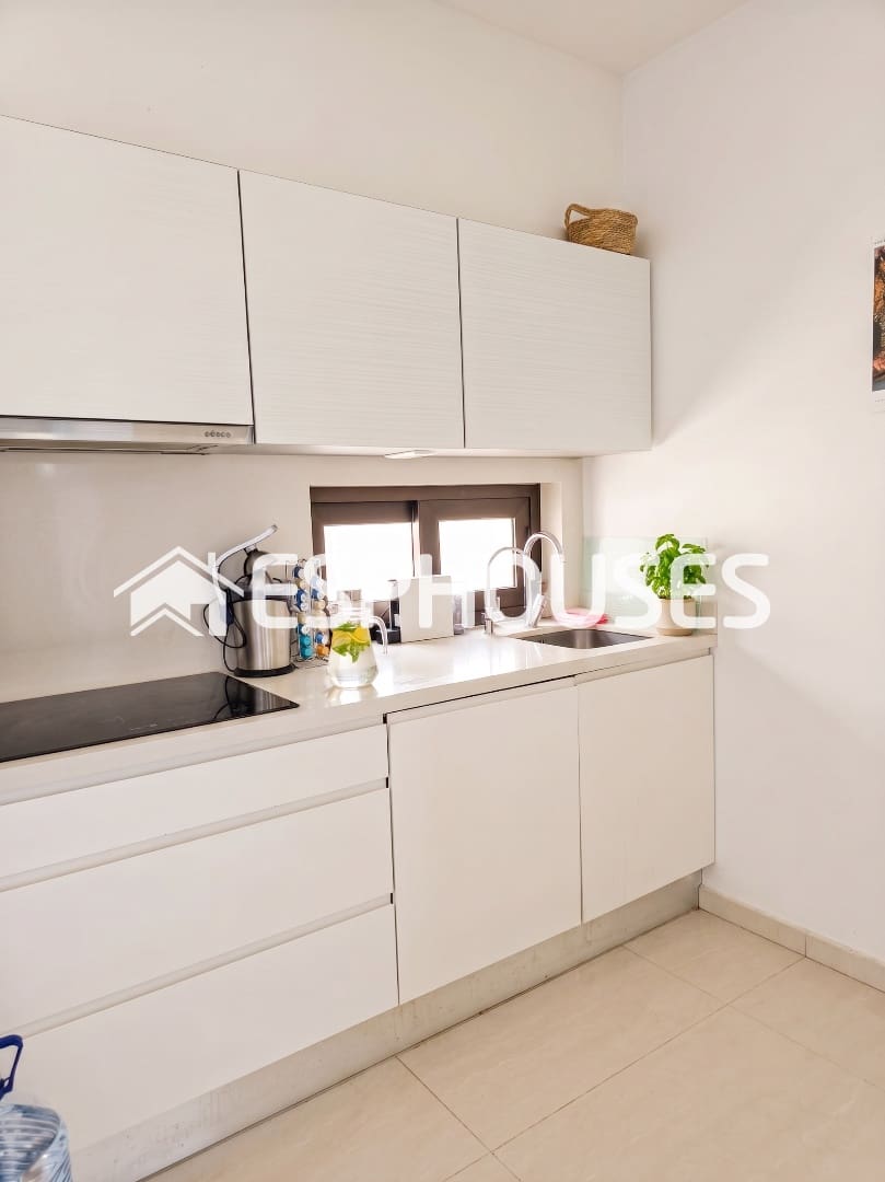 2 slaapkamer Appartement te koop in Guardamar del Segura met zwembad garage - € 280.000 (Ref: 9960009)