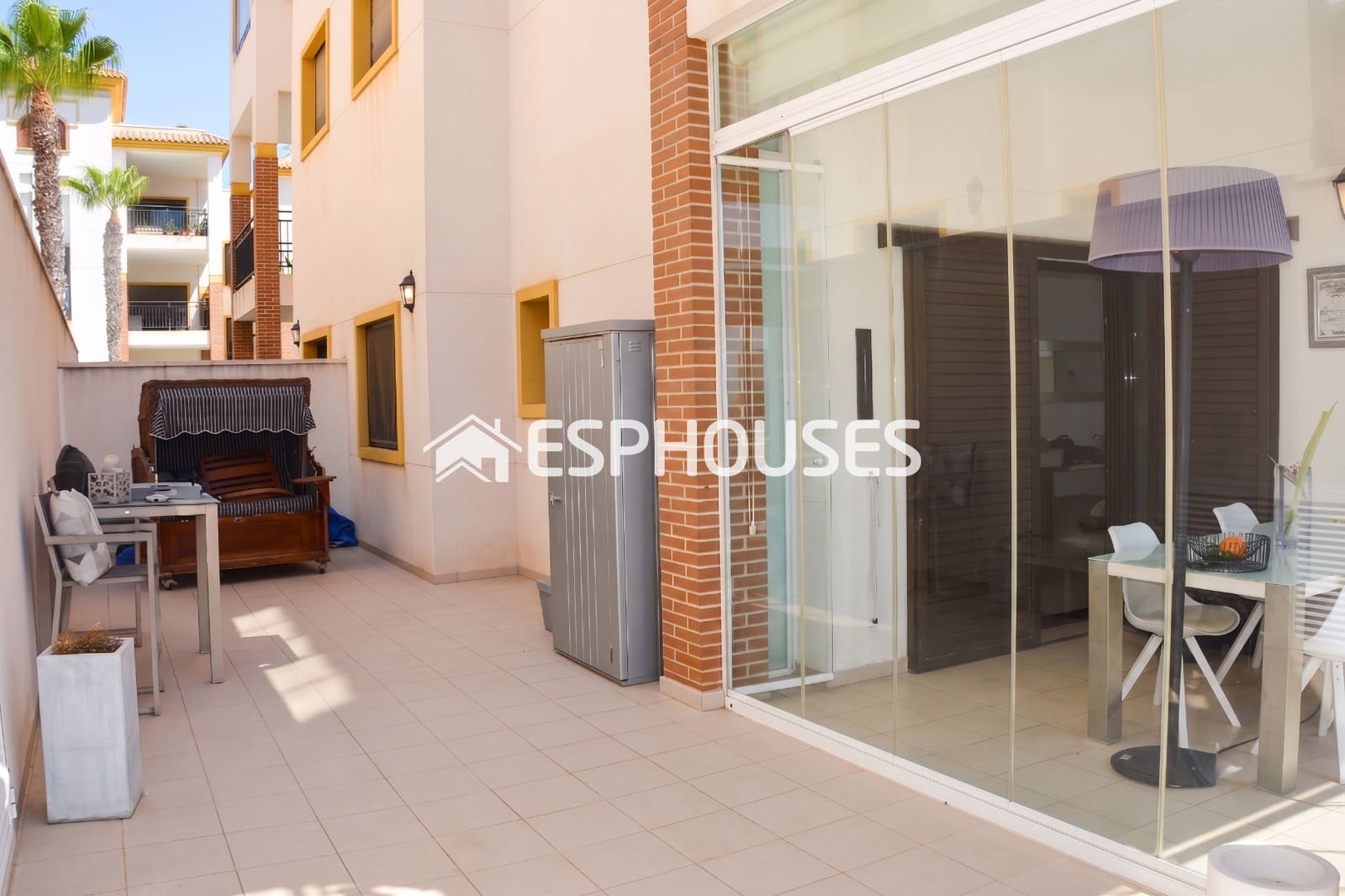 2 slaapkamer Appartement te koop in Guardamar del Segura met zwembad garage - € 280.000 (Ref: 9960009)