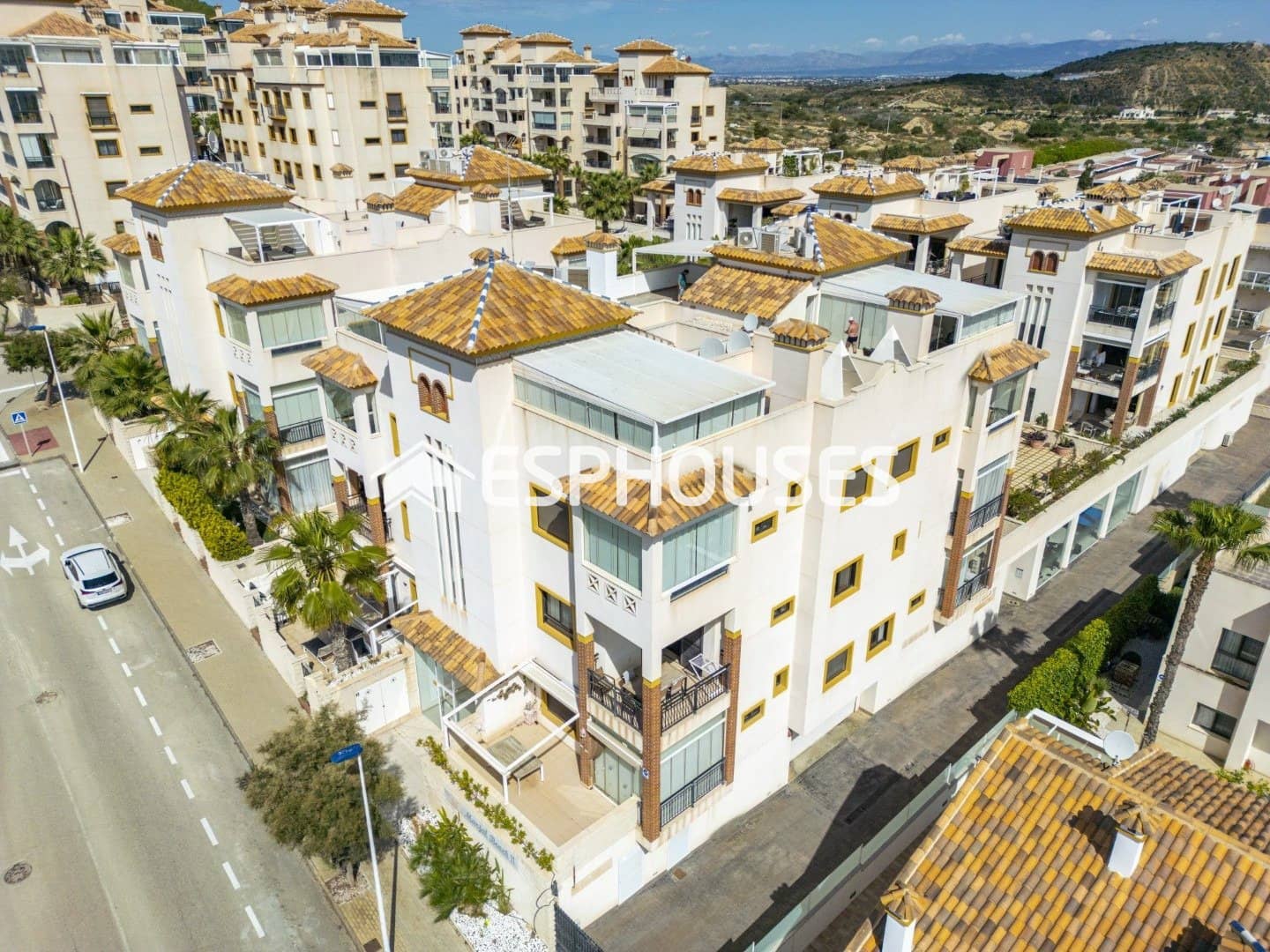 2 slaapkamer Appartement te koop in Guardamar del Segura met zwembad garage - € 280.000 (Ref: 9960009)