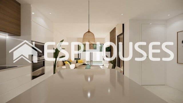 Chalet de 3 habitaciones en San Fulgencio en venta con piscina garaje - 355.000 € (Ref: 9973924)