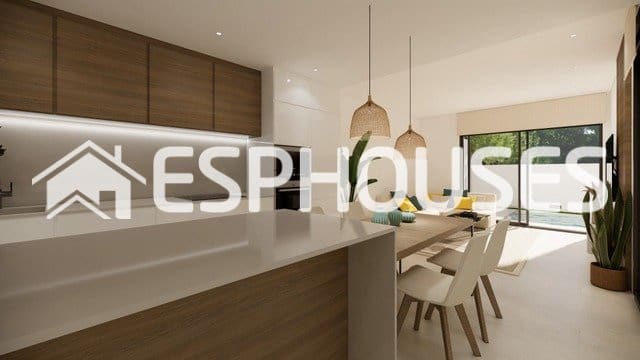 Chalet de 3 habitaciones en San Fulgencio en venta con piscina garaje - 355.000 € (Ref: 9973924)