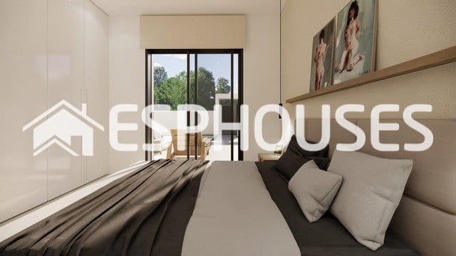 Chalet de 3 habitaciones en San Fulgencio en venta con piscina garaje - 355.000 € (Ref: 9973924)