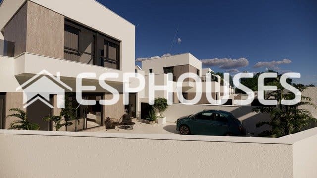 Chalet de 3 habitaciones en San Fulgencio en venta con piscina garaje - 355.000 € (Ref: 9973924)