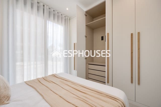 2 soveværelse Lejlighed til salg i Puerto Deportivo, Guardamar del Segura med swimmingpool - € 262.000 (Ref: 9973941)