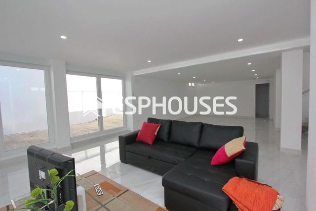 4 soverom Villa til salgs i Coloma  , La Nucia med svømmebasseng garasje - € 580 000 (Ref: 9987142)
