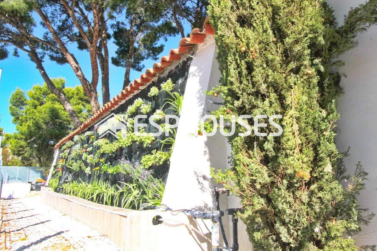 4 quarto Moradia para venda em La Nucia com piscina garagem - 580 000 € (Ref: 9987142)