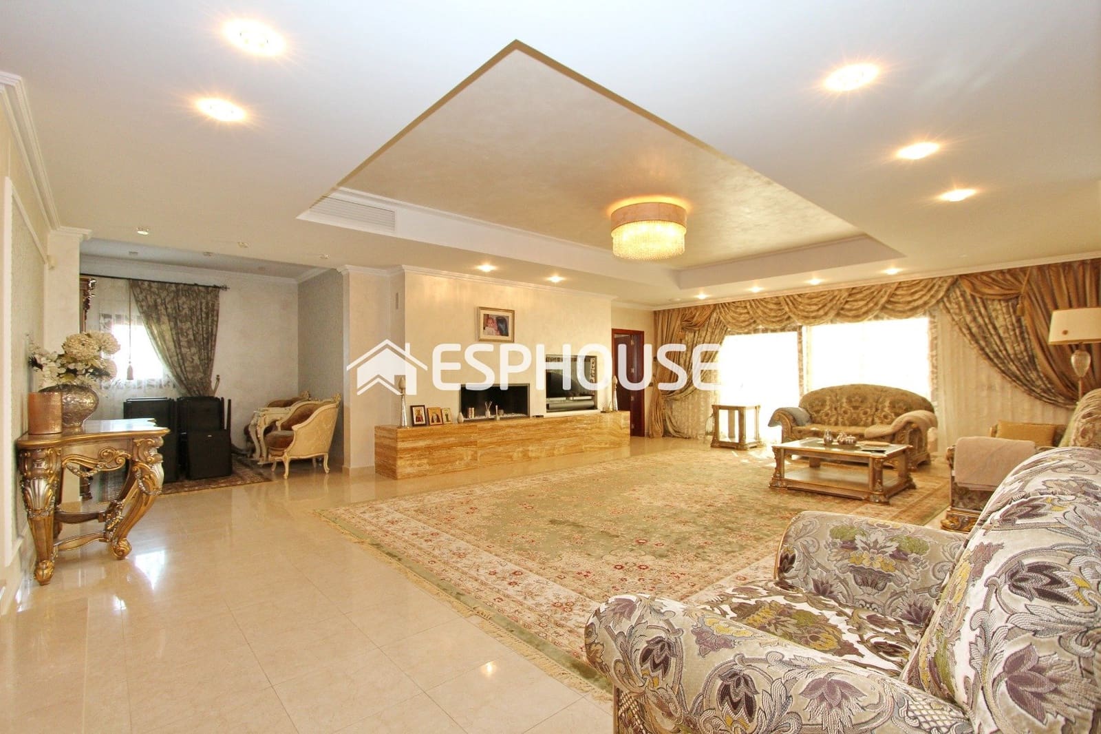 Chalet de 7 habitaciones en Altea en venta con piscina - 2.500.000 € (Ref: 9987308)