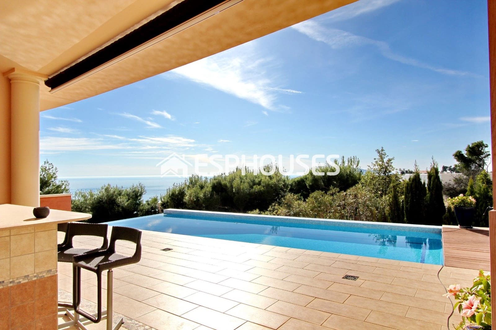 Chalet de 7 habitaciones en Altea en venta con piscina - 2.500.000 € (Ref: 9987308)