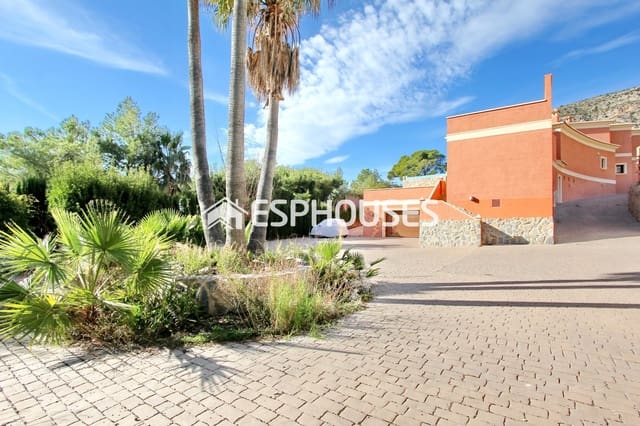 Chalet de 7 habitaciones en Altea en venta con piscina - 2.500.000 € (Ref: 9987308)