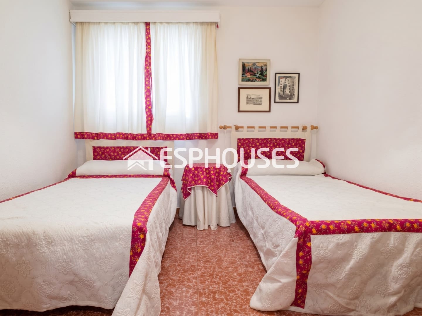 2 soveværelse Lejlighed til salg i Guardamar del Segura - € 199.900 (Ref: 9996186)