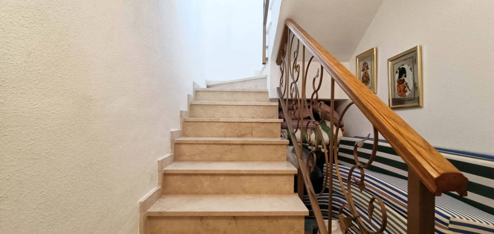 5 bedroom Villa for sale in Abanilla with pool - € 360,000 (Ref: 10000560)