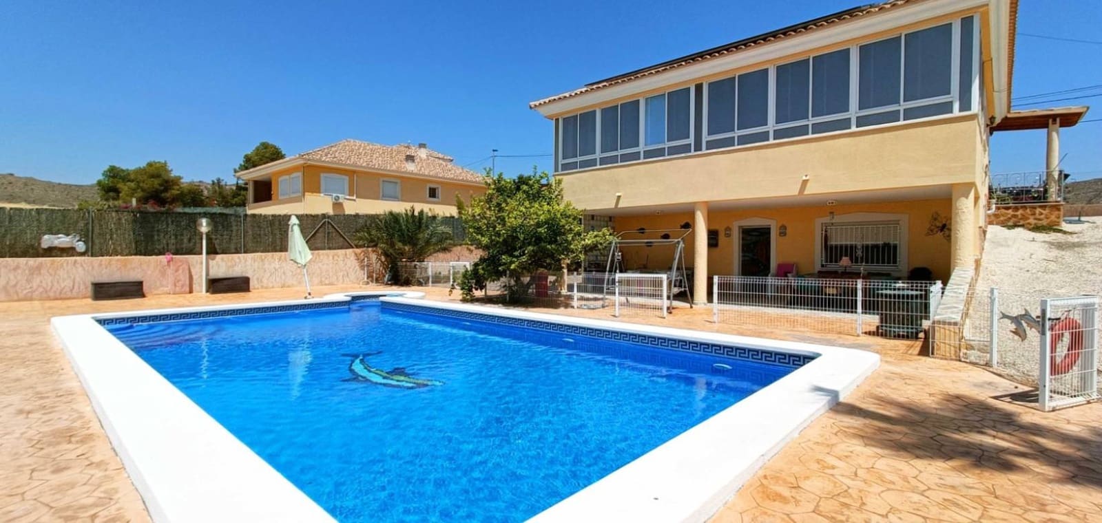 5 bedroom Villa for sale in Abanilla with pool - € 360,000 (Ref: 10000560)