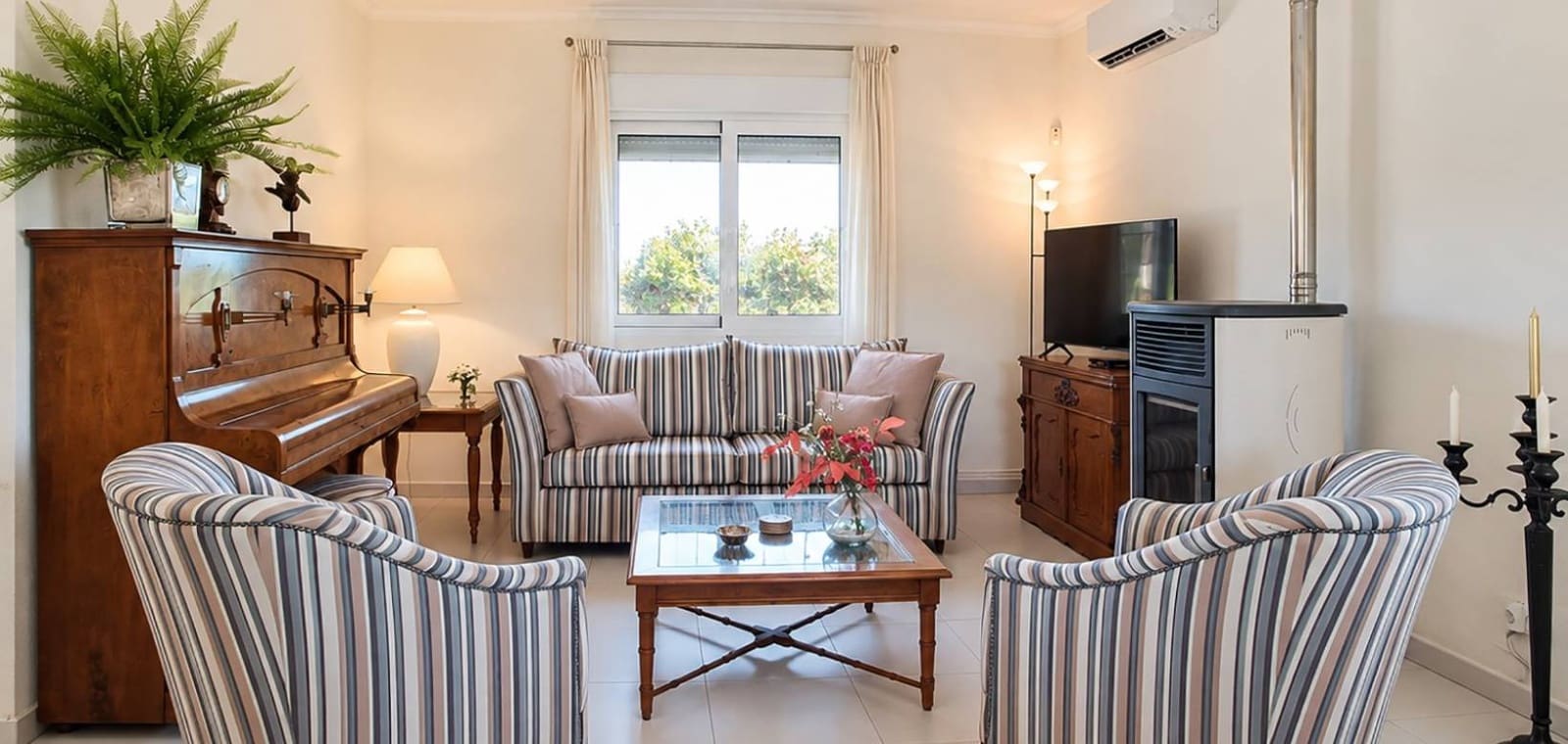 3 soverom Villa til salgs i Hondon de los Frailes med svømmebasseng garasje - € 360 000 (Ref: 10055651)
