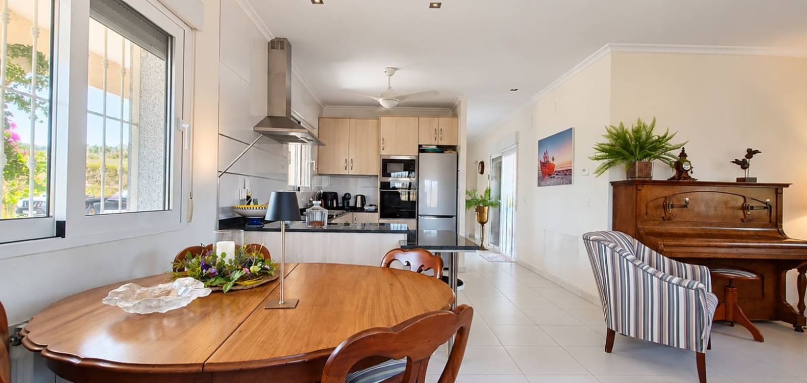 3 soverom Villa til salgs i Hondon de los Frailes med svømmebasseng garasje - € 360 000 (Ref: 10055651)