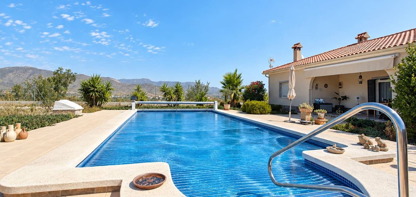 3 soverom Villa til salgs i Hondon de los Frailes med svømmebasseng garasje - € 360 000 (Ref: 10055651)