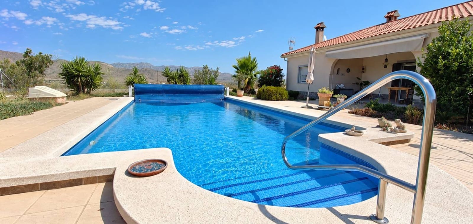 3 soverom Villa til salgs i Hondon de los Frailes med svømmebasseng garasje - € 360 000 (Ref: 10055651)