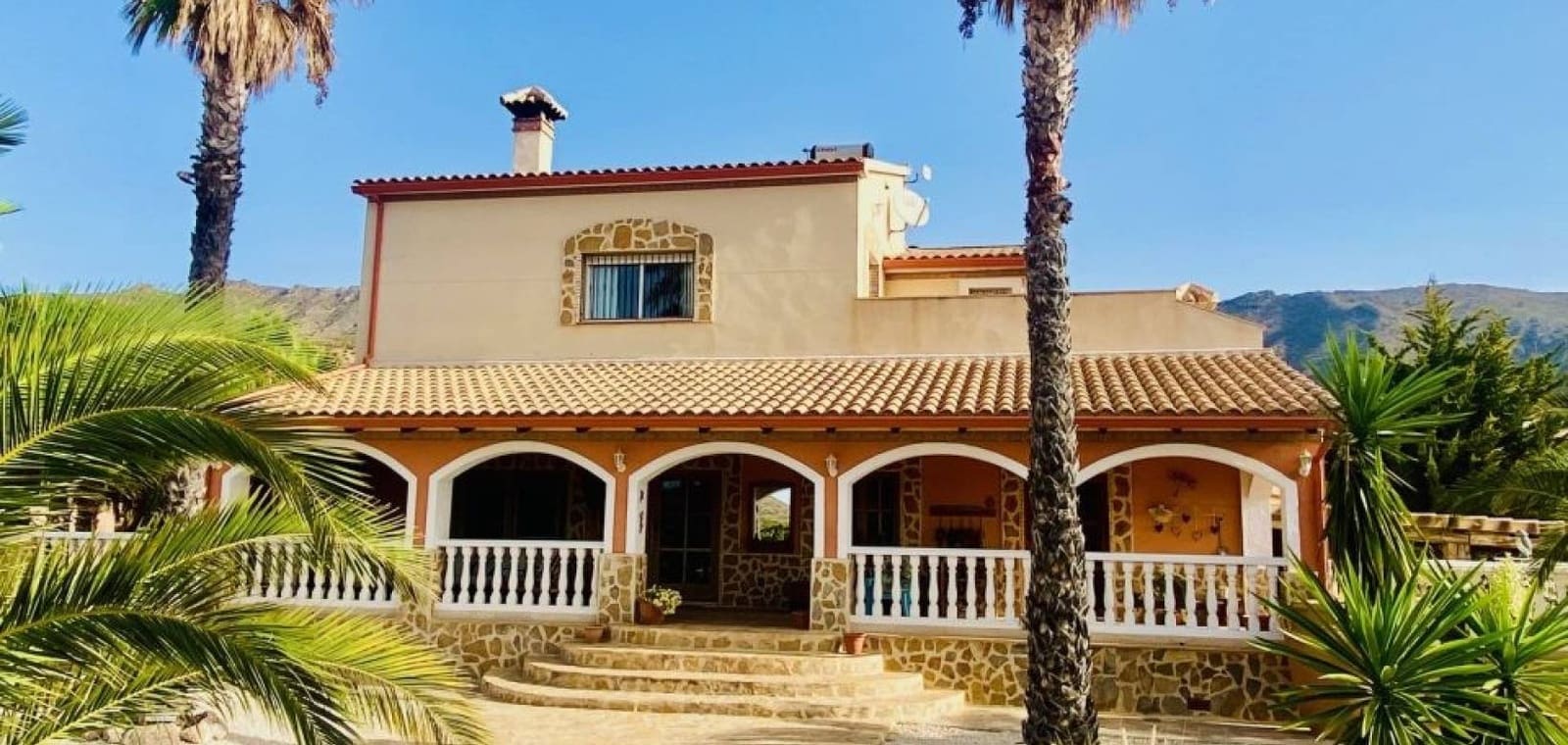 4 sovrum Villa till salu i Hondon de las Nieves med pool garage - 545 000 € (Ref: 10062317)