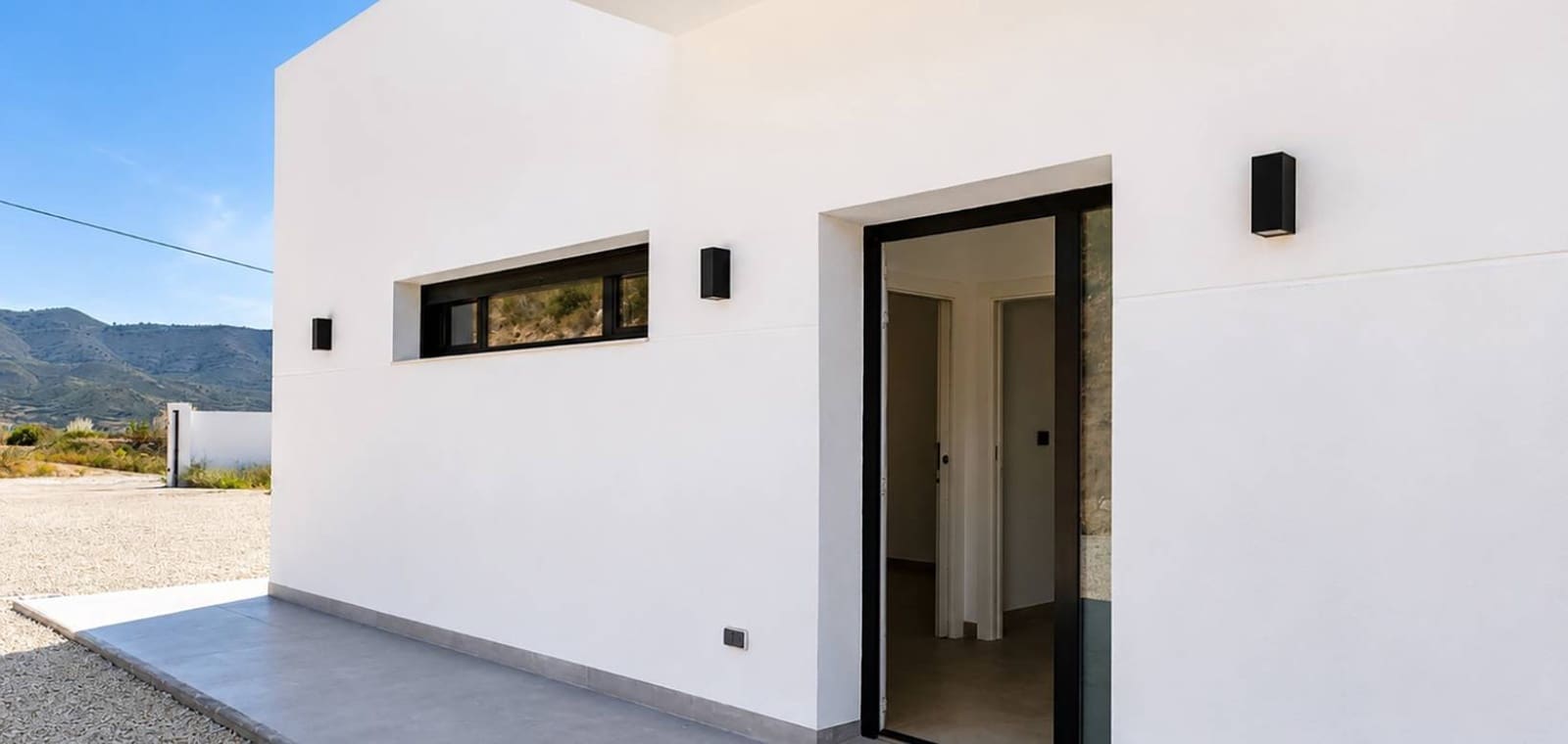 3 sypialnia Willa na sprzedaż w La Romana z basenem garażem - 599 950 € (Ref: 10082184)