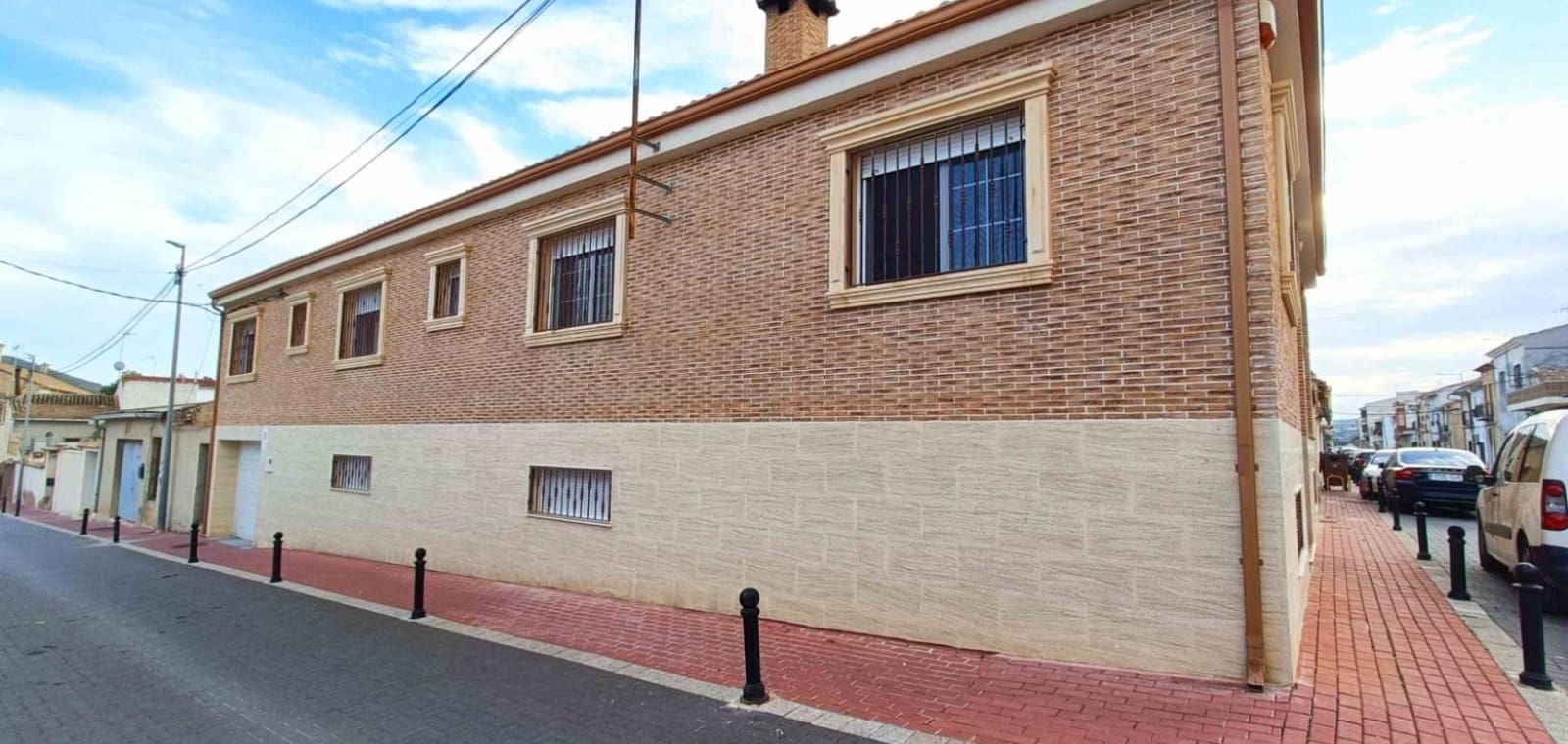 4 soveværelse Byhus til salg i Hondon de los Frailes med garage - € 379.500 (Ref: 10095784)