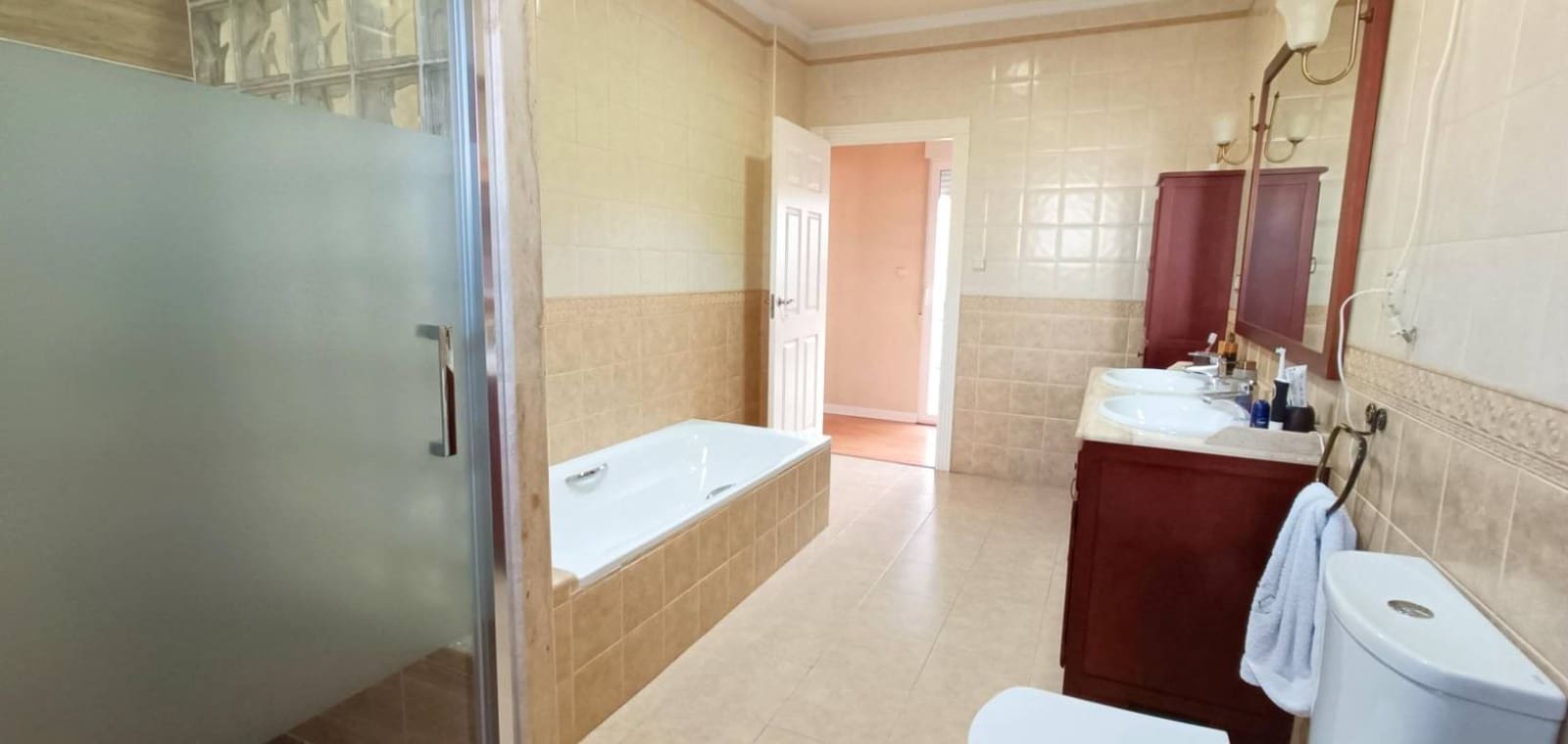 4 soveværelse Byhus til salg i Hondon de los Frailes med garage - € 379.500 (Ref: 10095784)