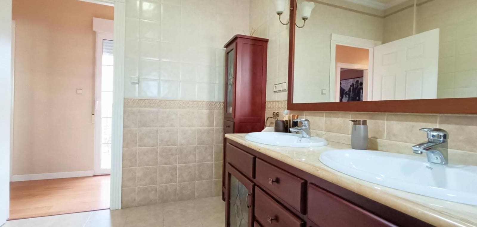 4 soveværelse Byhus til salg i Hondon de los Frailes med garage - € 379.500 (Ref: 10095784)