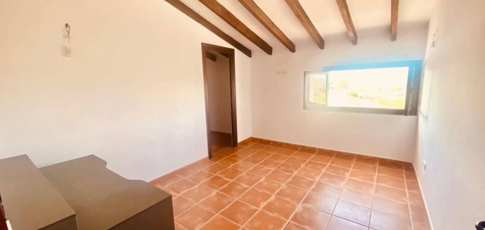 6 quarto Moradia para venda em Barinas com piscina garagem - 471 950 € (Ref: 10136695)