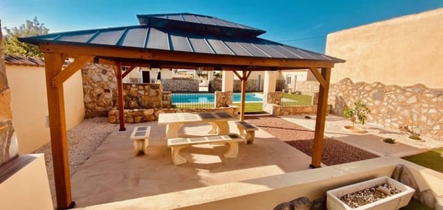 6 quarto Moradia para venda em Barinas, Abanilla com piscina garagem - 471 950 € (Ref: 10136695)