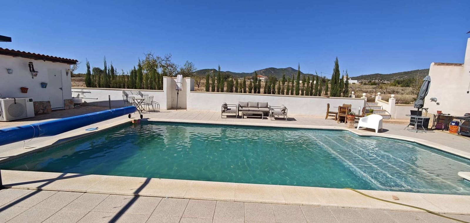 4 soveværelse Villa til salg i Pinoso med swimmingpool garage - € 499.995 (Ref: 10136696)