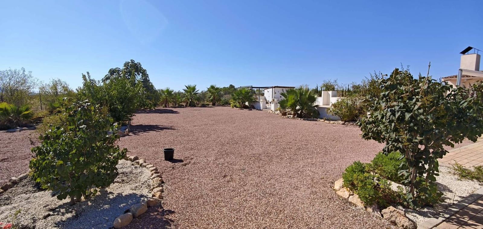 4 soveværelse Villa til salg i Pinoso med swimmingpool garage - € 499.995 (Ref: 10136696)