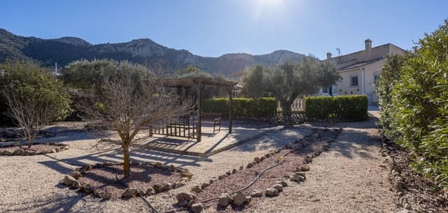 3 Zimmer Villa zu verkaufen in La Zarza, Jumilla mit Pool Garage - 395.000 € (Ref: 10172242)