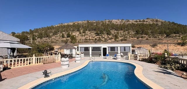 Chalet de 4 habitaciones en Monóvar / Monóver en venta con piscina - 499.995 € (Ref: 10172243)