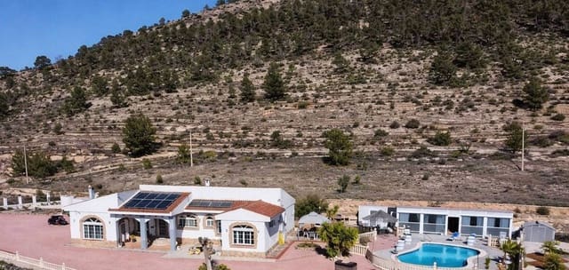 Chalet de 4 habitaciones en Monóvar / Monóver en venta con piscina - 499.995 € (Ref: 10172243)