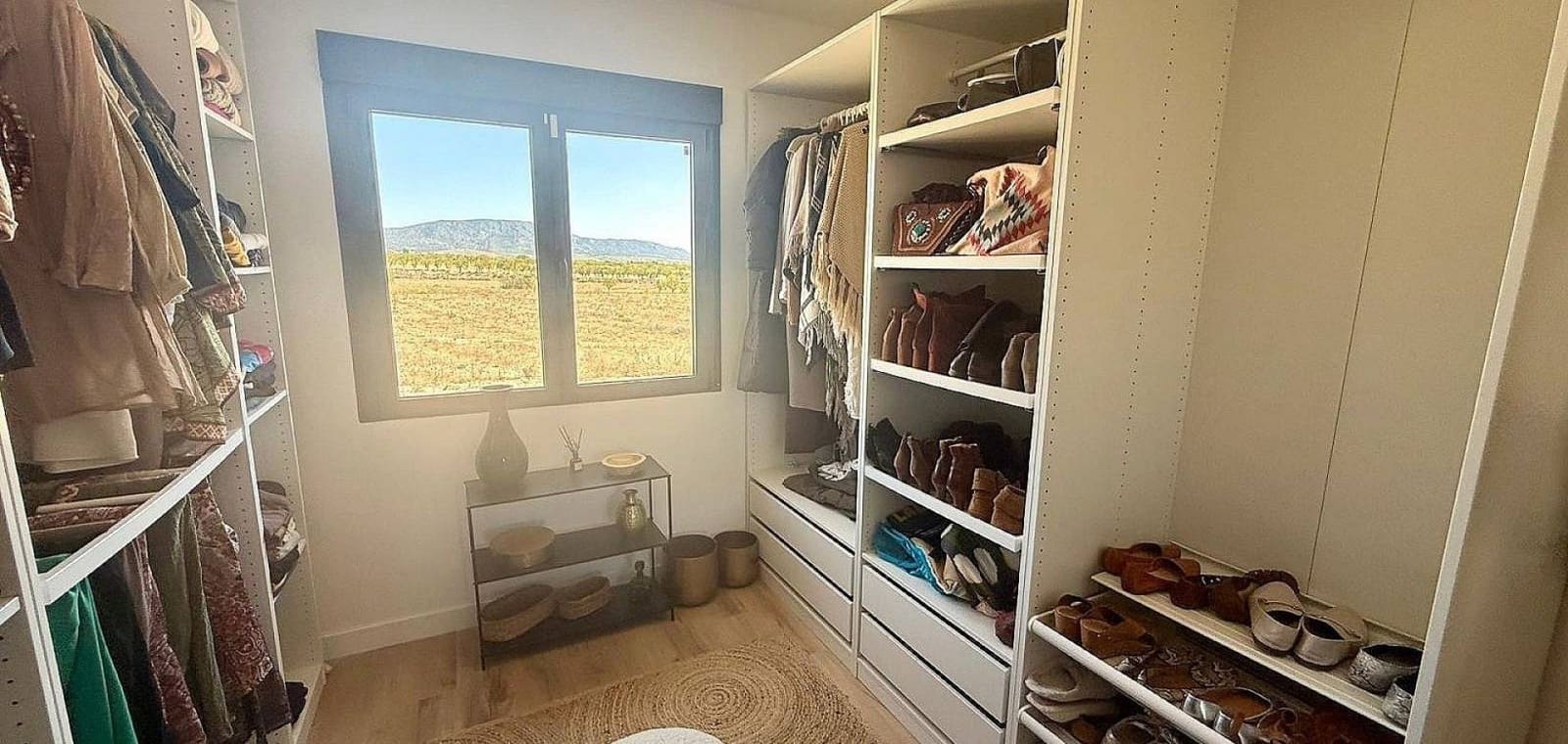 3 soveværelse Villa til salg i Pinoso med swimmingpool - € 399.900 (Ref: 10172244)