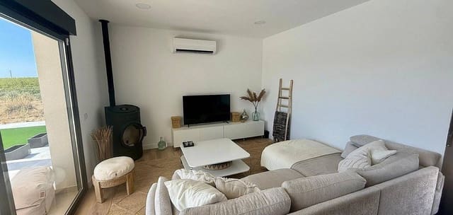 3 soveværelse Villa til salg i Pinoso med swimmingpool - € 399.900 (Ref: 10172244)