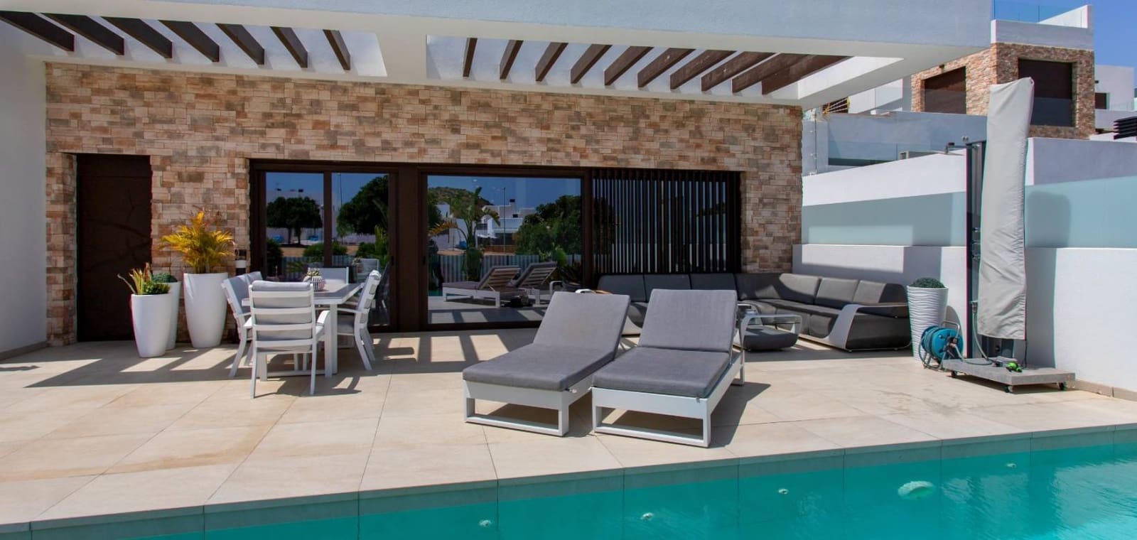 4 slaapkamer Villa te koop in Rojales met zwembad garage - € 745.000 (Ref: 10172245)