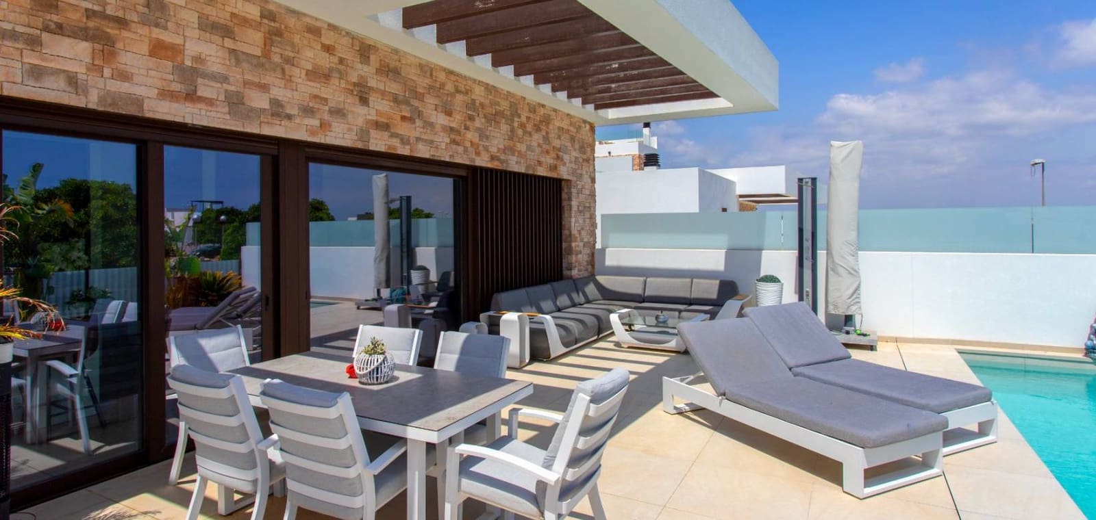 4 slaapkamer Villa te koop in Rojales met zwembad garage - € 745.000 (Ref: 10172245)