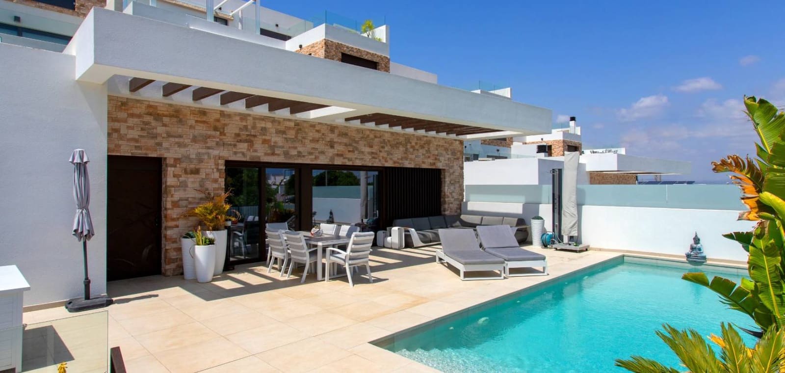 4 slaapkamer Villa te koop in Rojales met zwembad garage - € 745.000 (Ref: 10172245)