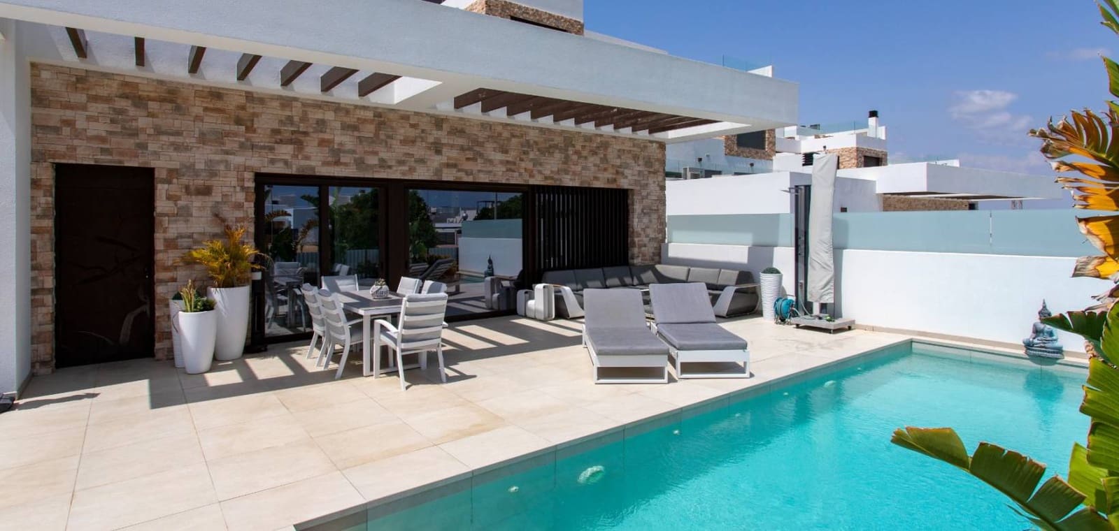 4 slaapkamer Villa te koop in Rojales met zwembad garage - € 745.000 (Ref: 10172245)