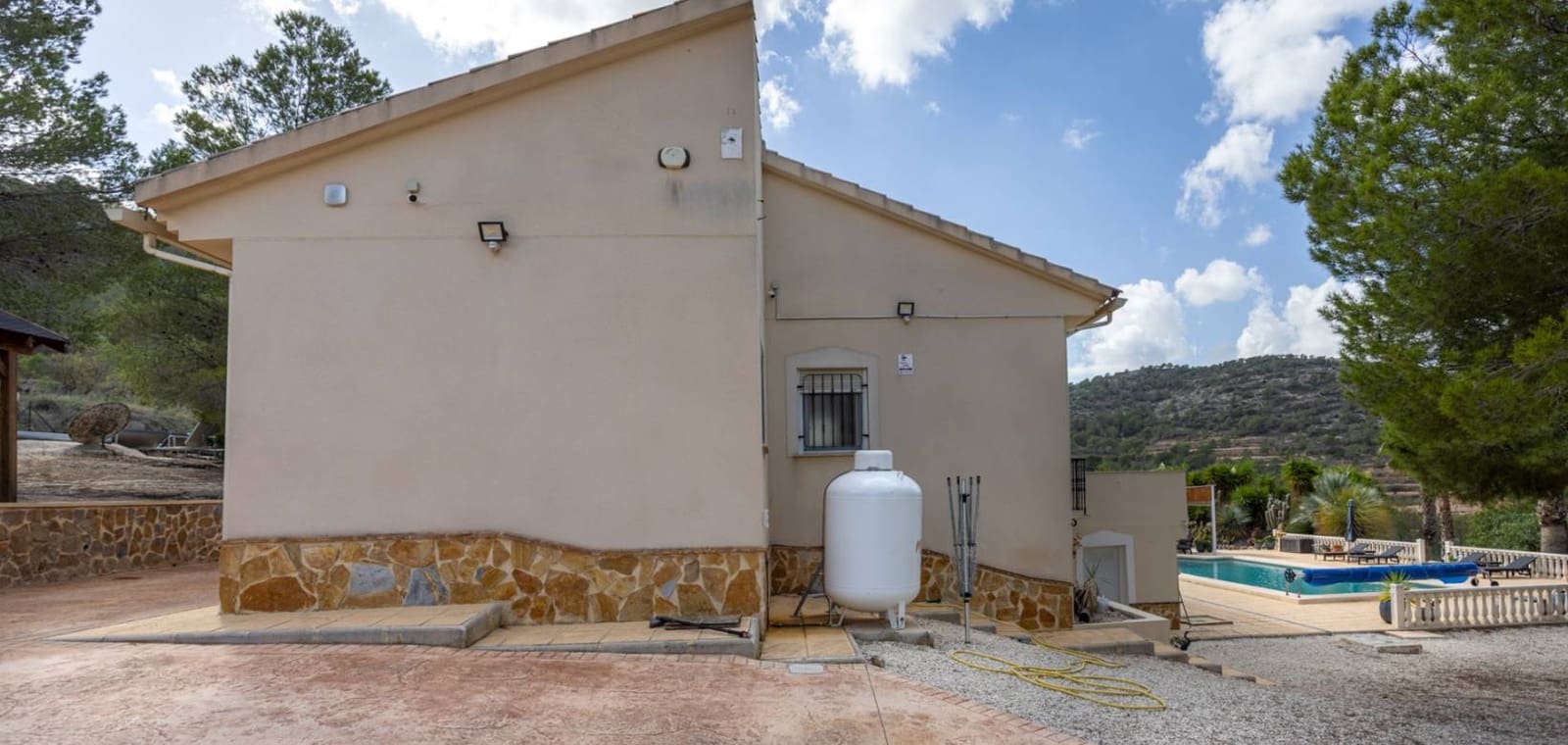 4 soverom Villa til salgs i La Zarza med svømmebasseng garasje - € 385 000 (Ref: 10172246)