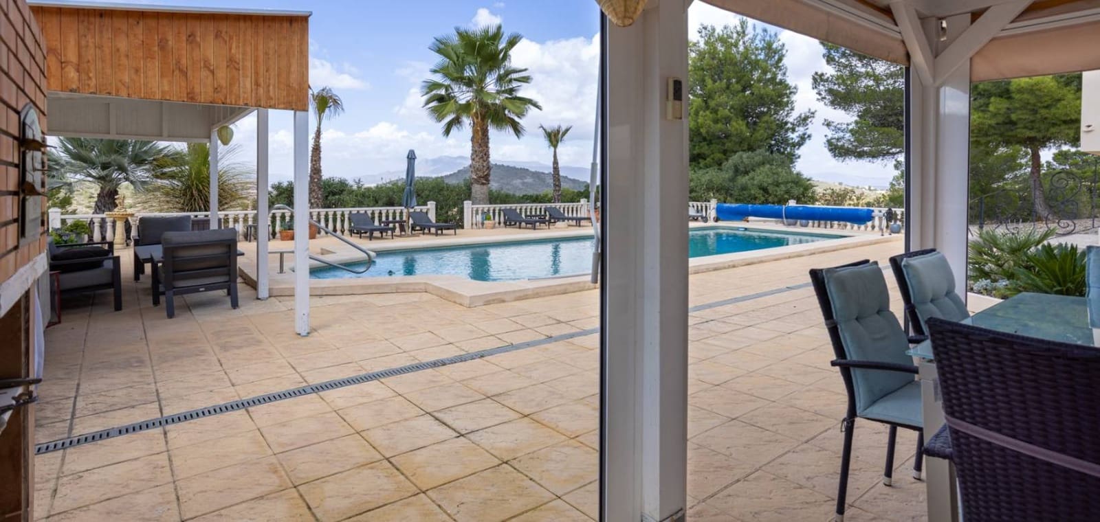 4 soverom Villa til salgs i La Zarza med svømmebasseng garasje - € 385 000 (Ref: 10172246)