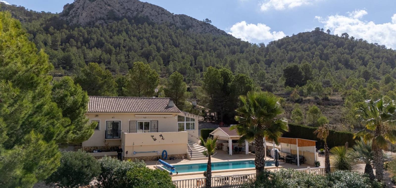 4 soverom Villa til salgs i La Zarza med svømmebasseng garasje - € 385 000 (Ref: 10172246)